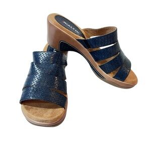 Rialto Valero Wedge Sandals Womens Size 9.5 Heel Height 2” New Black